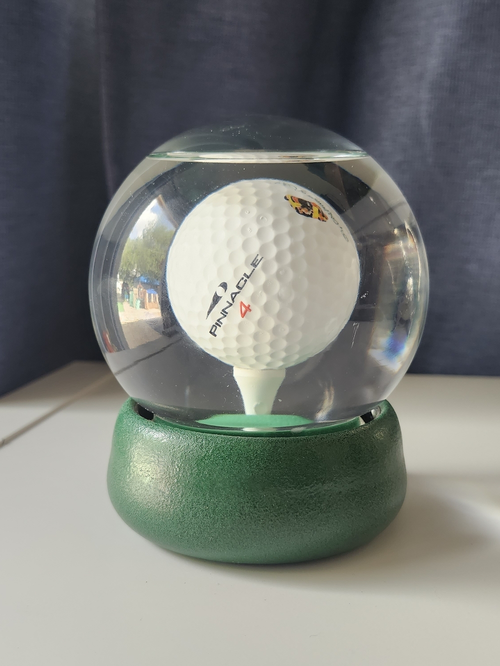 Impossible Vintage Mariposa Impression Crystal Golf Ball Puzzle Paperweight